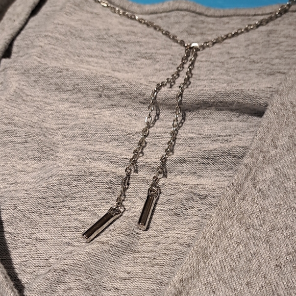 163- Dynamite Heather Gray Knit Top With Backless Chain Detail - Picture 10 of 11